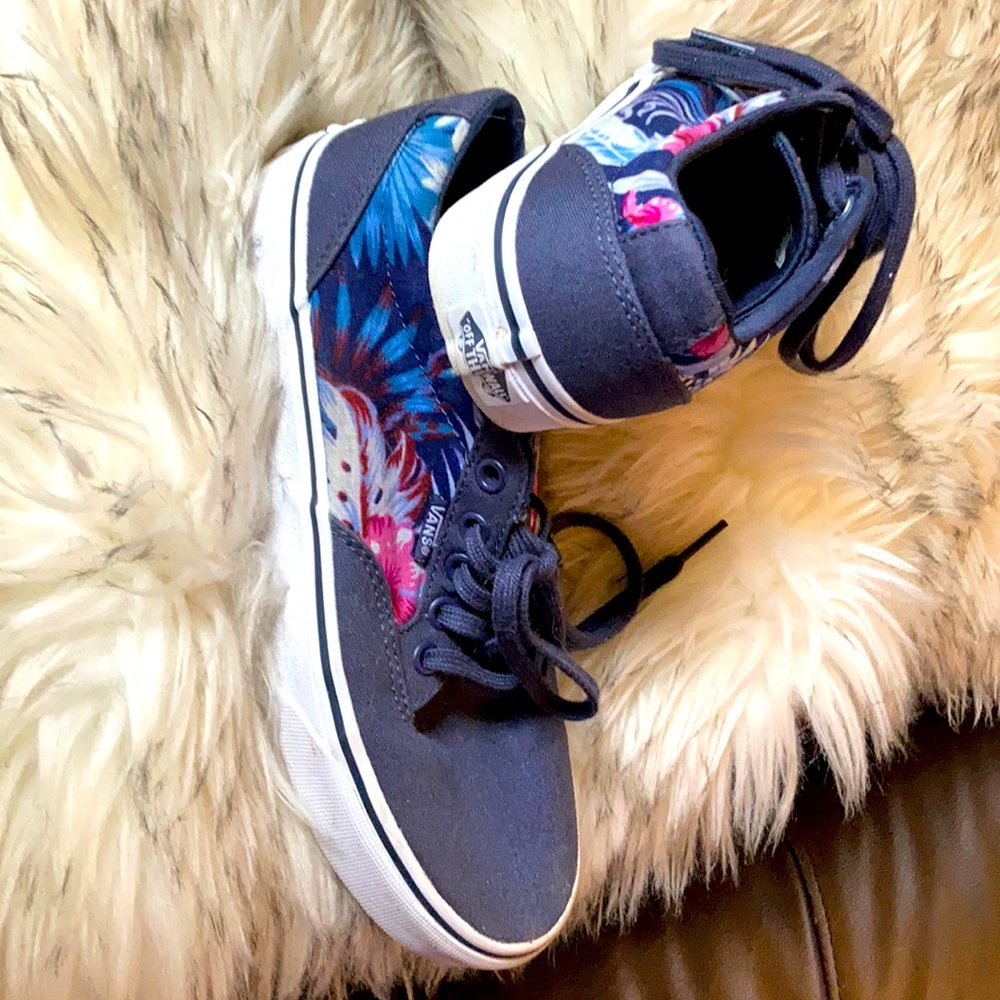 Vans.  Tropical Print. Worn Once.